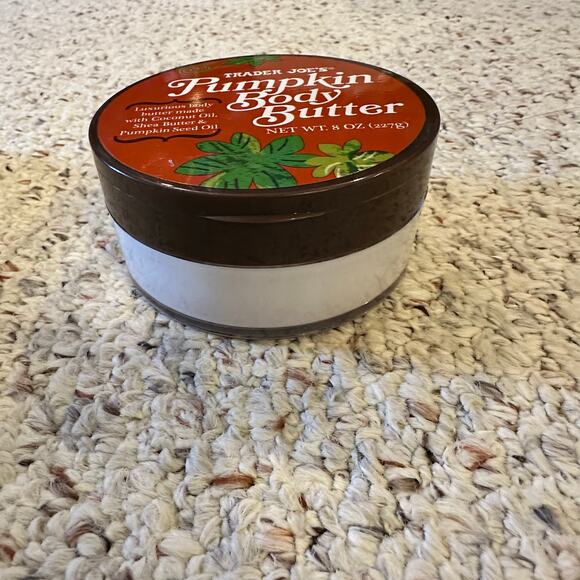 Trader Joe's Pumpkin Body Butter Cream Lotion Coconut Oil Shea Butter 8 oz - Picture 6 of 7